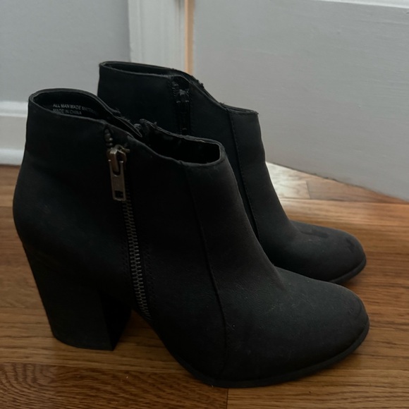 Diba heeled bootie - Picture 2 of 5